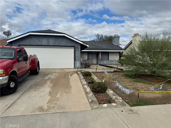 18988 Reindeer Dr, Lake Elsinore, CA 92530