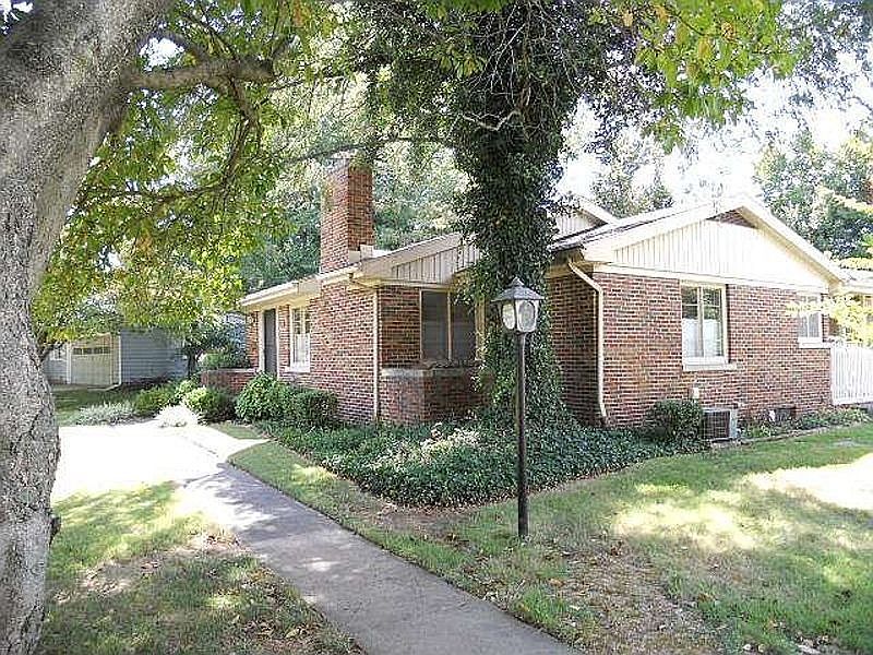 1st image of 1207 S Cullen Ave
