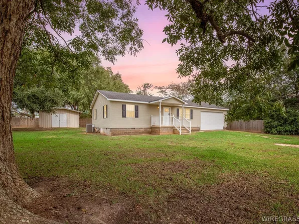 19911 County Road 70, Andalusia, AL 36421