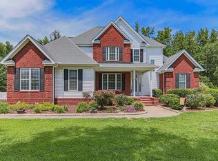 305 Ashworth Dr, Goldsboro, NC 27530