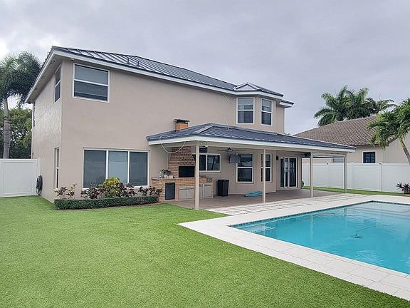 2nd image of 575 SW 180th Avenue