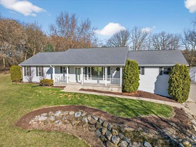 690 French Ct, Oregon, WI, 53575
