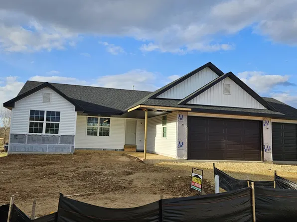 4457 Tufted Deer Ct, Belvidere, IL 61008