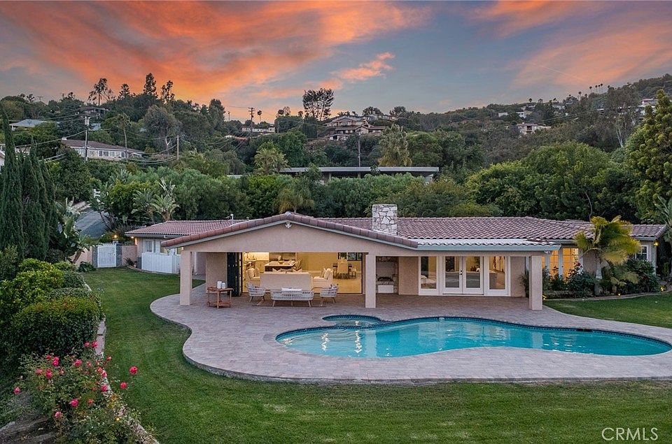 1st image of 30419 Miraleste Dr