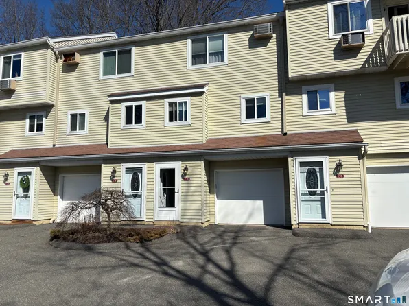 110 Coalpit Hill Road #C 8, Danbury, CT 06810