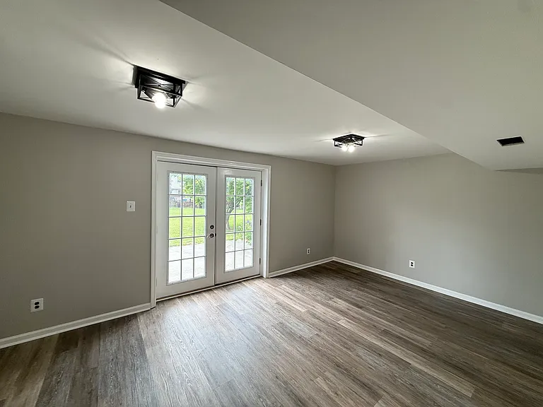 39 Chesthill Ct — Photo 12