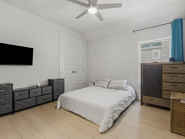 8407 Prairie Rye Dr — Photo 25
