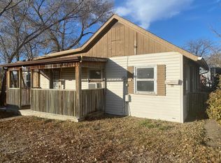 1915 E Park St, Pierre, SD 57501