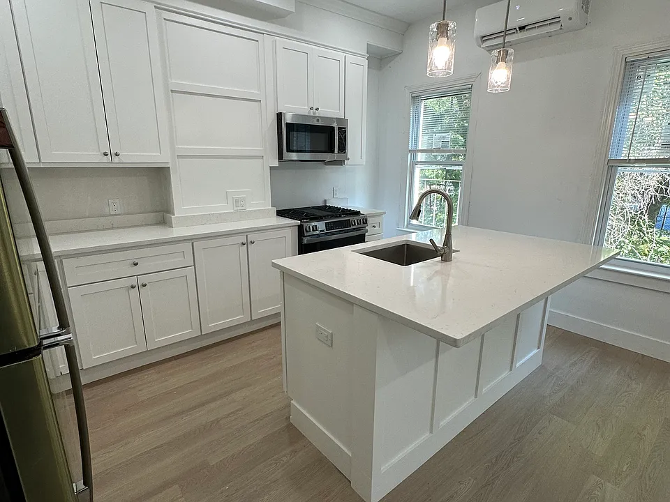 40 Gove St #2