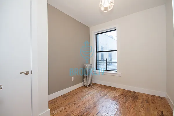 Rented by null | media 20