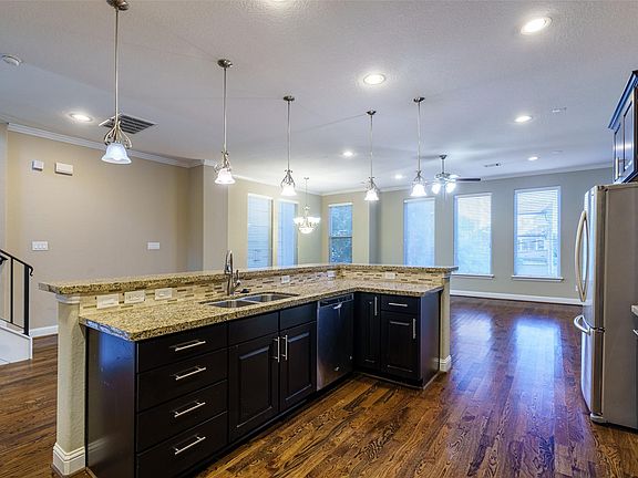 5th image of 1518 Birdsall St Unit A