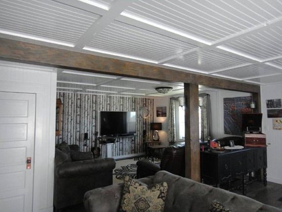 3rd image of 120 N Lincoln Ave