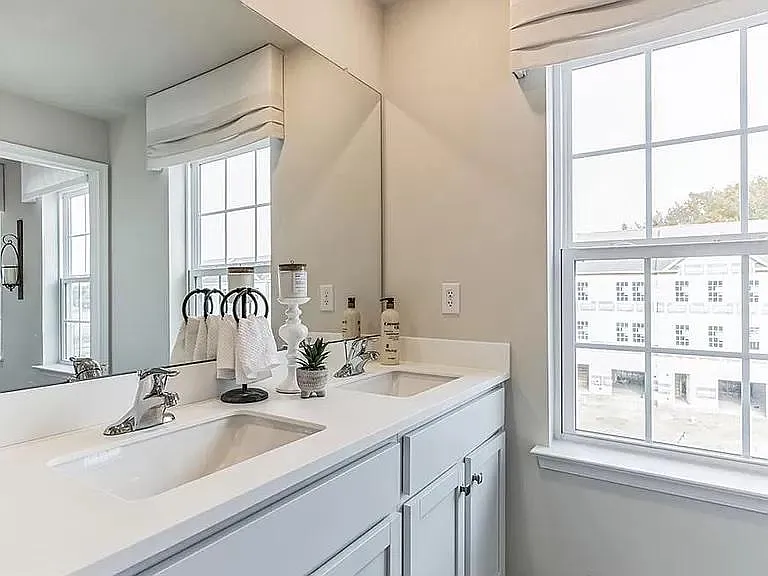 204 Macoun Way — Photo 13