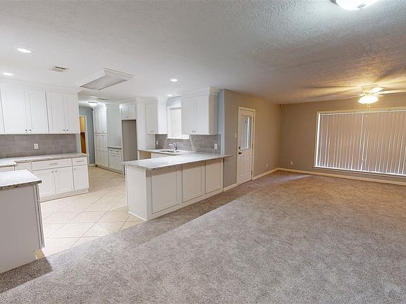 2nd image of 6030 Westgate Dr