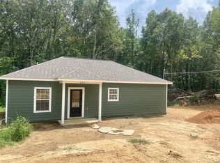 587 Ridge Rd, Sarah, MS 38665