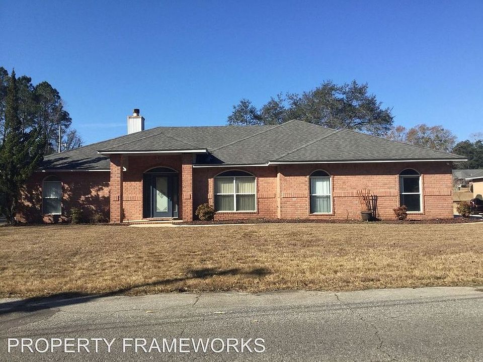 1st image of 1801 Shady Creek Cir