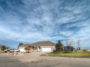 1135 Viewridge Rd, Bennett, CO 80102