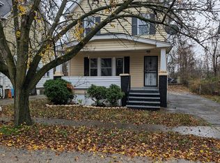 13316 Edgewood Ave, Cleveland, OH 44105