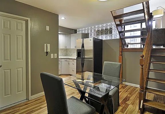 5th image of 225 E 86th St APT 305