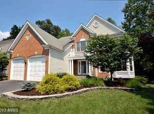 2609 Holly Manor Dr, Falls Church, VA 22043