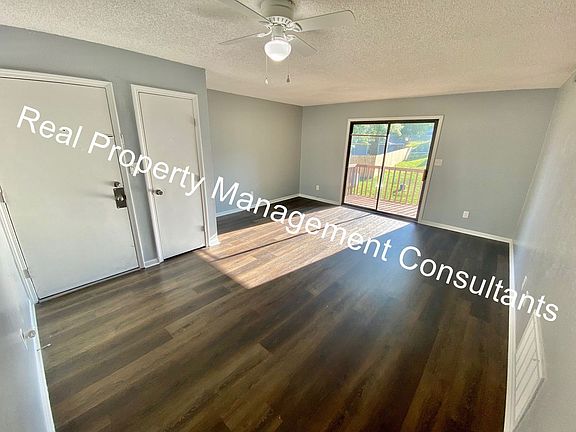 2nd image of 704 NE Ball Dr Unit B