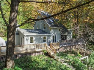 10 Four Wheel Dr, Woodstock, NY 12495