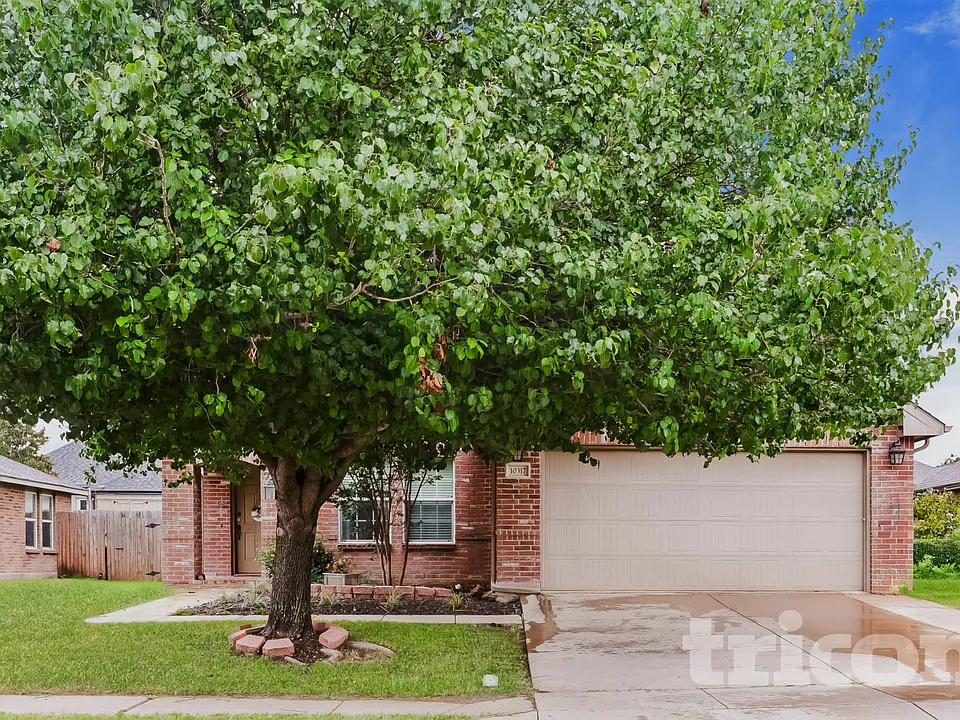 10317 Fossil Valley Dr