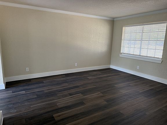 2nd image of 4806 Pinson Dr