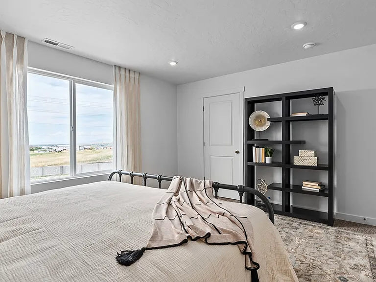 3953 W Yonex Dr — Photo 7