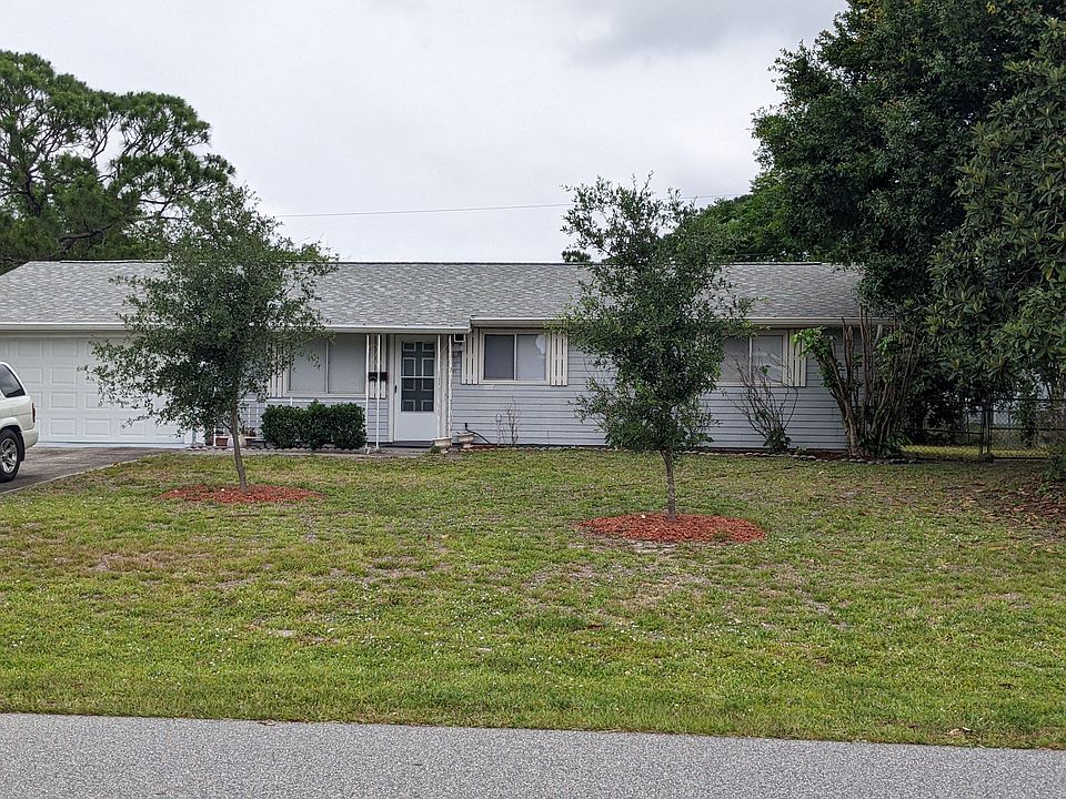 1st image of 801 Coconut St SE