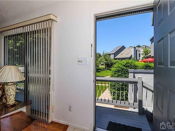 4th image of 180 Westgate Dr #180