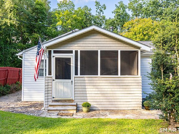 2nd image of 27 Reynolds Drive