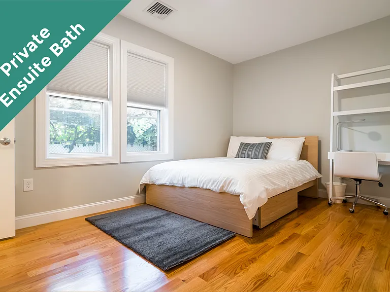 11-13 Plymouth St #3D — Photo 1