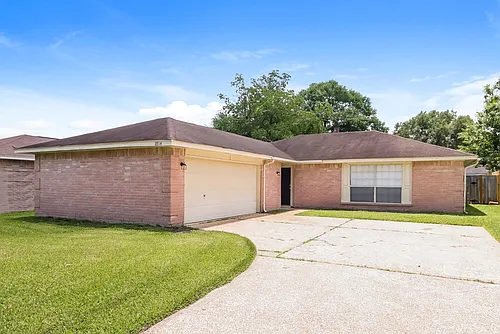 8514 Forest Point Dr Photo 1
