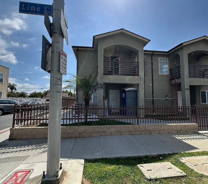 1094 Lime Ave #1094
