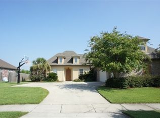 2045 Cypress Cove Ave, Zachary, LA 70791