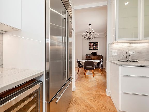 5th image of 45 E 89th St APT 11G