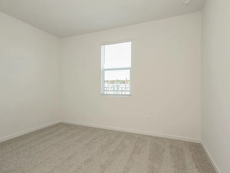 5440 S 245th Ave — Photo 12