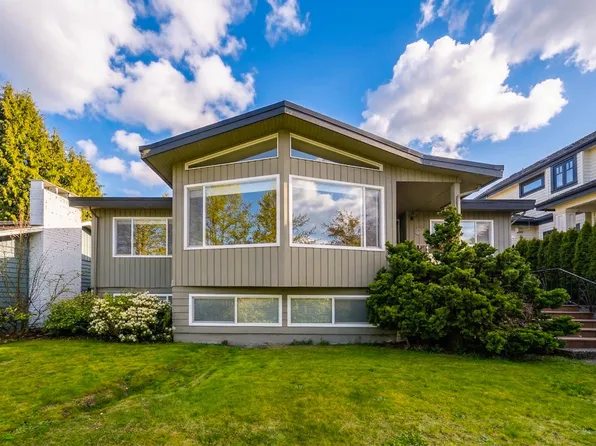 2244 W 32nd Ave, Vancouver, BC V6L 2B2