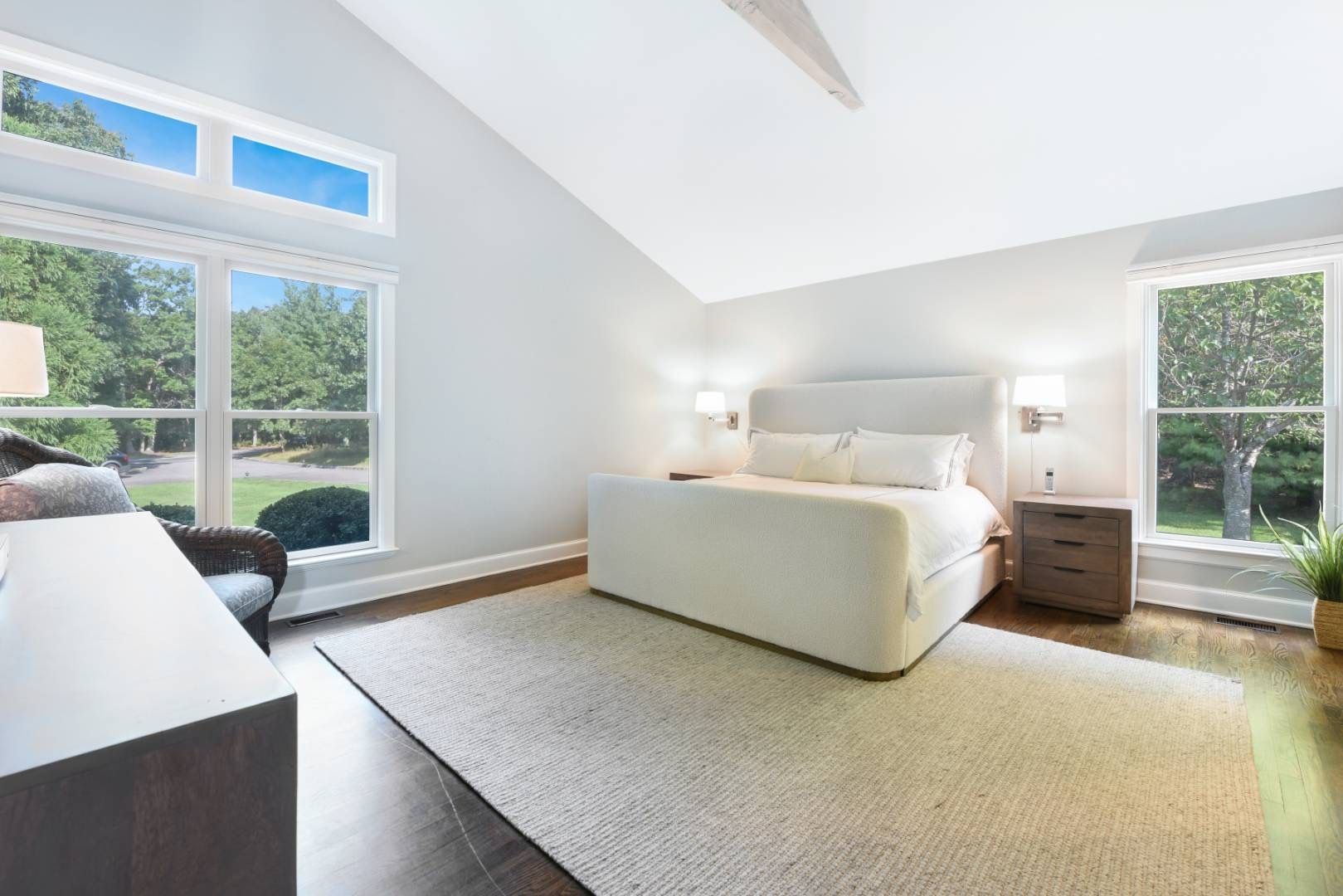  Guest Master Bedroom en suite