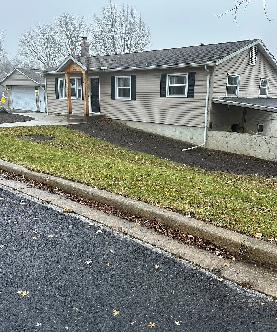 4 bed, 1500 sqft, $2,950 — Photo 1