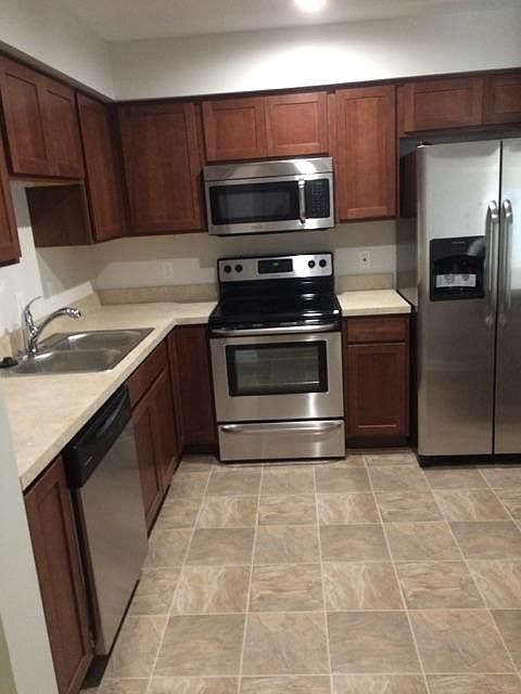 1st image of 11821 Sycamore Dr #3