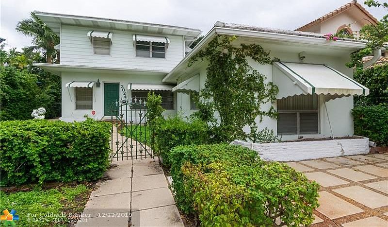1st image of 3024 Center Ave