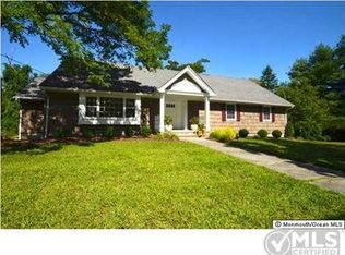 1402 Williams Dr, Wall Township, NJ 07719