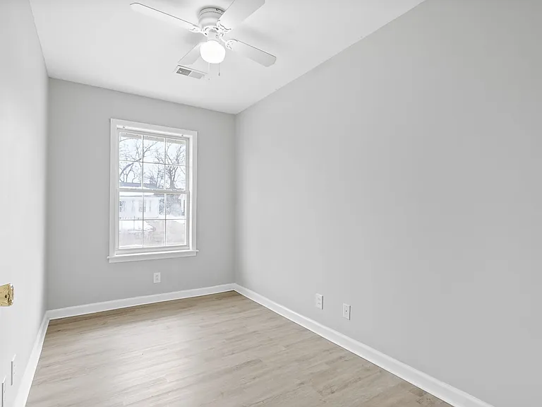 1042 Shadow Ridge Ave — Photo 21