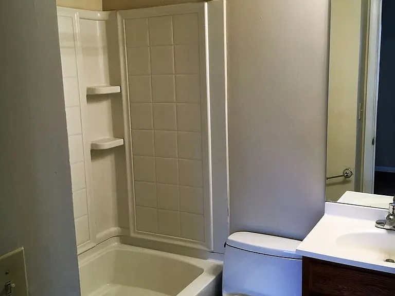 29 Olentangy St — Photo 8