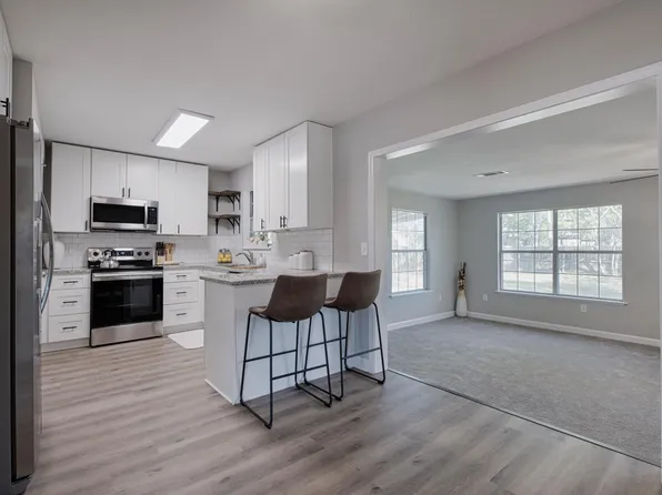 410 Oakland Cir, Fort Walton Beach, FL 32548