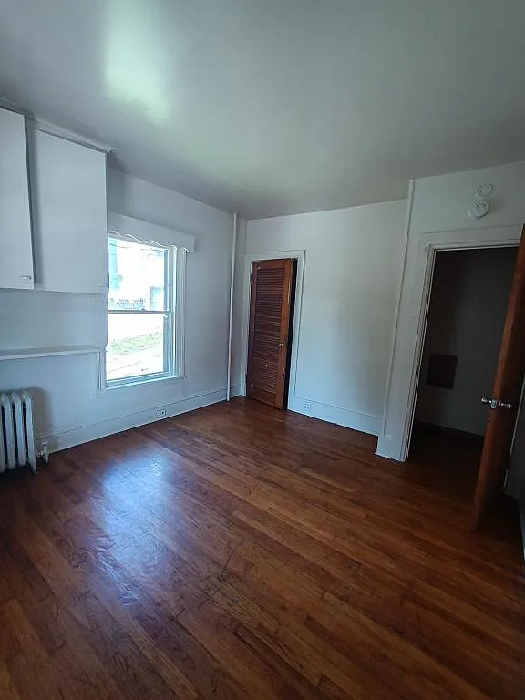 109 Guy Park, 1L — Photo 3