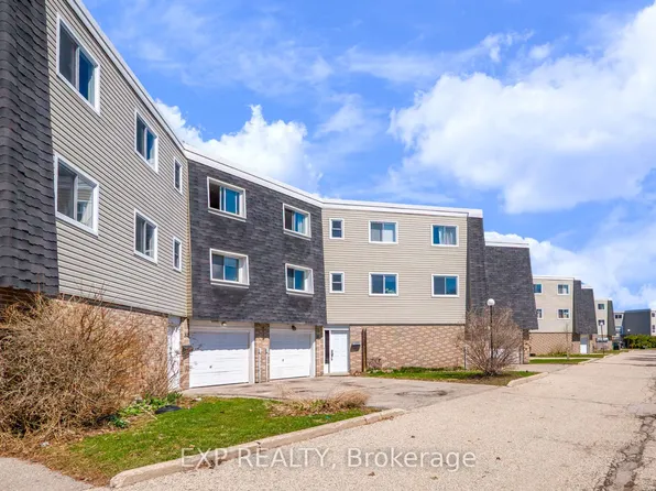 60 Elmsdale Dr #36, Kitchener, ON N2E 2G4