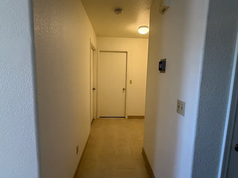 2534 S Perillo Dr — Photo 24